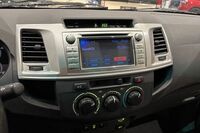 Toyota Hilux vaihtoauto