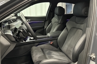 Audi Q8 e-tron vaihtoauto