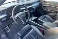 Audi Q8 e-tron vaihtoauto
