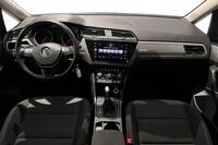 Volkswagen Touran vaihtoauto