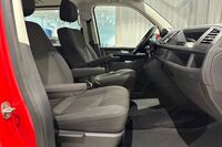 Volkswagen Caravelle vaihtoauto