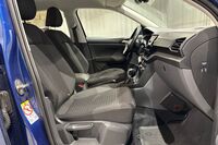 Volkswagen T-Cross vaihtoauto