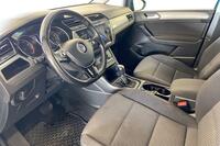 Volkswagen Touran vaihtoauto