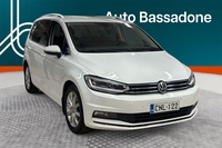 Volkswagen Touran vaihtoauto