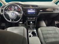Volkswagen Touran vaihtoauto