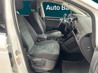 Volkswagen Touran vaihtoauto