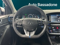 Hyundai IONIQ plug-in vaihtoauto