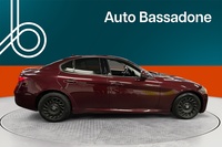 Alfa Romeo Giulia vaihtoauto