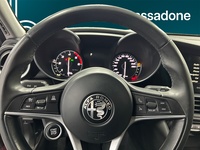 Alfa Romeo Giulia vaihtoauto