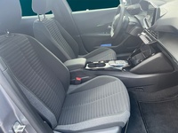 Peugeot e-2008 vaihtoauto