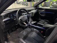 Audi Q8 e-tron vaihtoauto