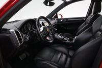 Porsche Cayenne vaihtoauto