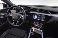 Audi Q8 e-tron vaihtoauto