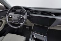 Audi Q8 e-tron vaihtoauto