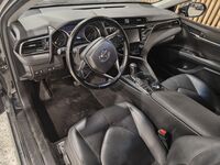 Toyota Camry vaihtoauto