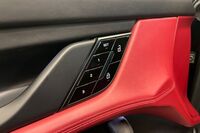 Porsche Taycan vaihtoauto