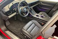 Porsche Taycan vaihtoauto