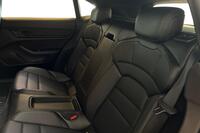 Porsche Taycan vaihtoauto