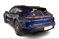 Porsche Taycan vaihtoauto
