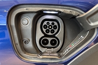 Porsche Taycan vaihtoauto