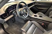 Porsche Taycan vaihtoauto