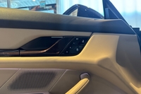 Porsche Taycan vaihtoauto