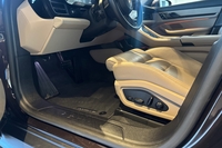 Porsche Taycan vaihtoauto