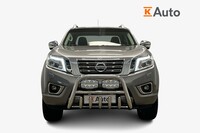 Nissan Navara vaihtoauto