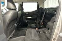 Nissan Navara vaihtoauto