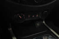 Nissan Navara vaihtoauto