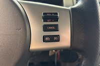 Nissan Navara vaihtoauto