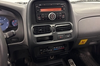 Nissan NP300 vaihtoauto