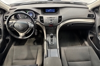 Honda Accord vaihtoauto
