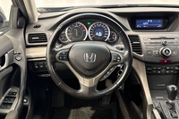 Honda Accord vaihtoauto