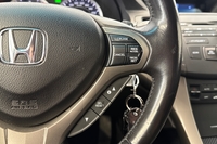 Honda Accord vaihtoauto