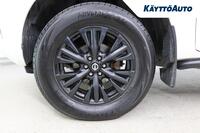 Nissan Navara vaihtoauto