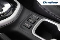 Nissan Navara vaihtoauto