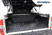 Nissan Navara vaihtoauto