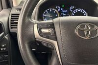 Toyota Land Cruiser vaihtoauto