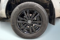 Nissan Navara vaihtoauto