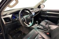 Toyota Hilux vaihtoauto