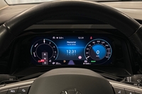 Volkswagen Multivan vaihtoauto