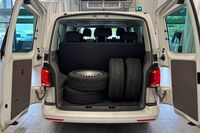 Volkswagen Caravelle vaihtoauto
