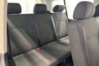 Volkswagen Caravelle vaihtoauto