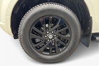 Nissan Navara vaihtoauto