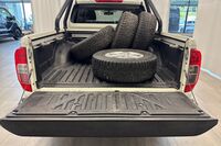 Nissan Navara vaihtoauto