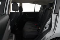 Nissan Tiida vaihtoauto