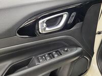 Jeep Compass vaihtoauto