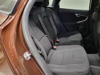 Volvo V40 Cross Country vaihtoauto