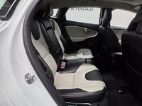 Volvo V40 Cross Country vaihtoauto